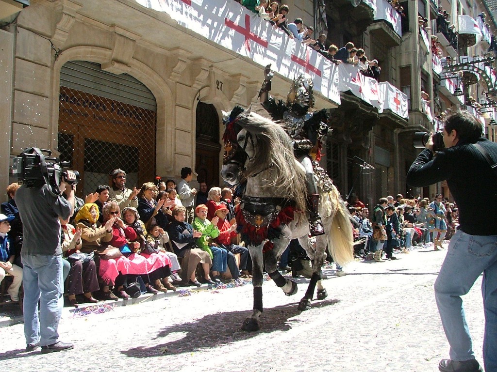 Alquiler de caballos Moros y Cristianos. Cabo batidor